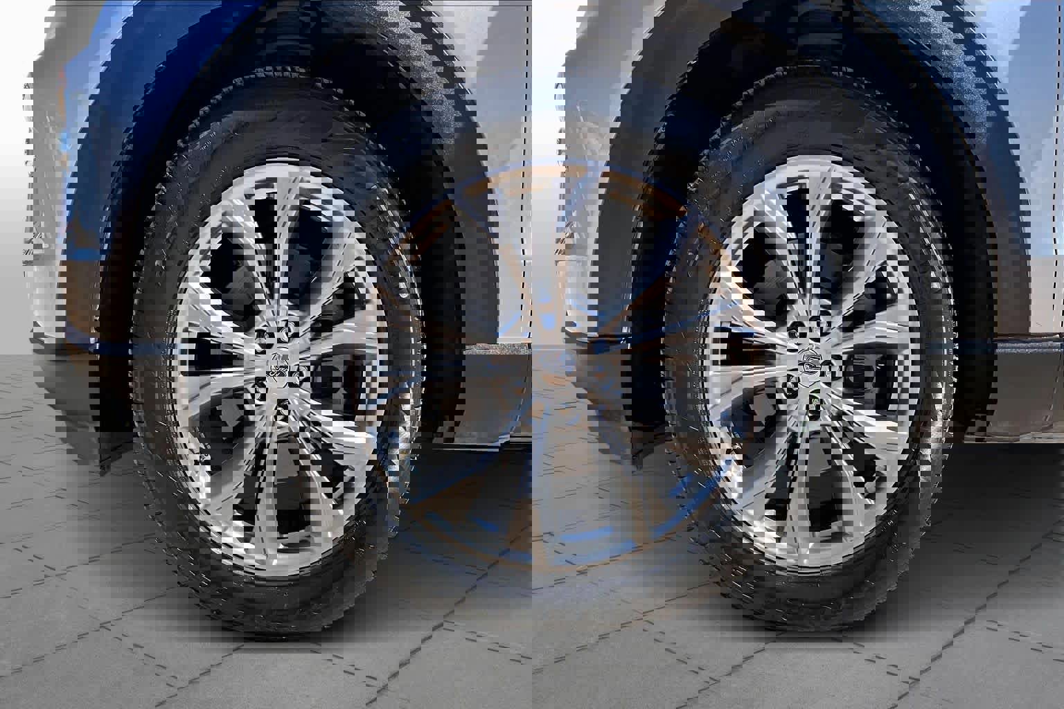 Certified 2021 Ford Explorer XLT w/ Equipment Group 202A image 12