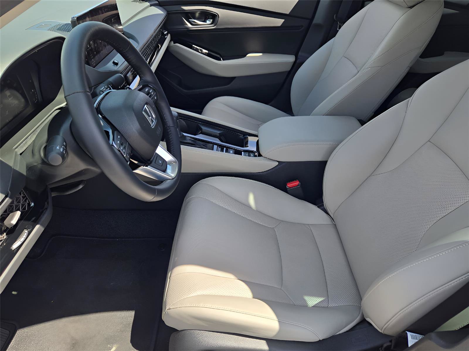 Used 2026 Honda Accord Touring image 12