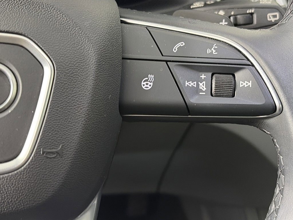 Used 2022 Audi Q5 2.0T Prestige image 18