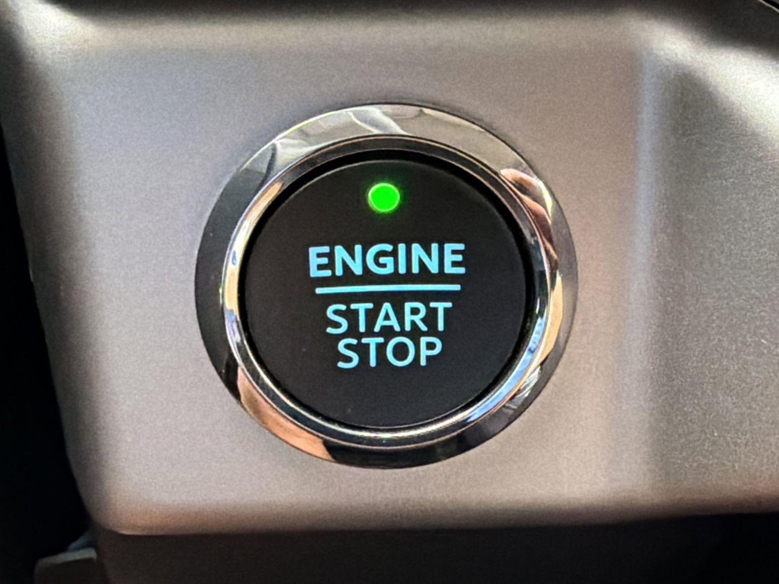 Certified 2024 Ford Expedition XLT RWD image 26
