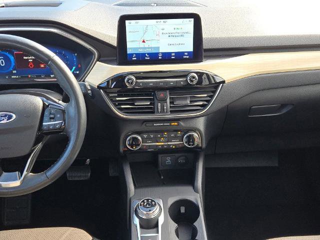 Certified 2022 Ford Escape Titanium w/ Titanium Elite Package image 19