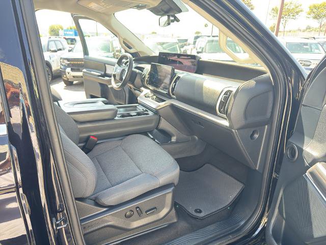 Certified 2025 Ford Expedition Active AWD/4WD image 28