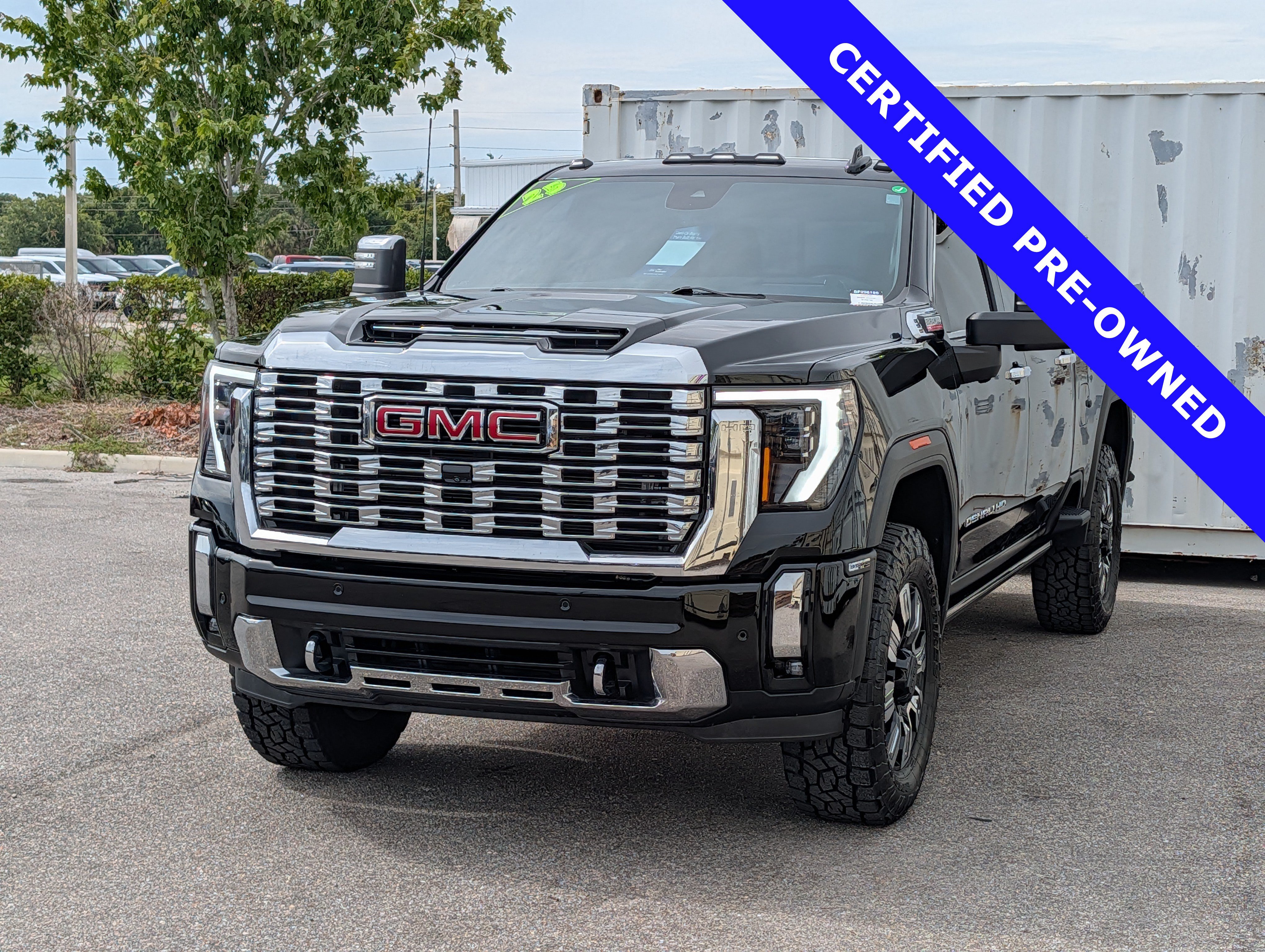 Used 2025 GMC Sierra 3500 Denali w/ Denali Reserve Package AWD/4WD image 7