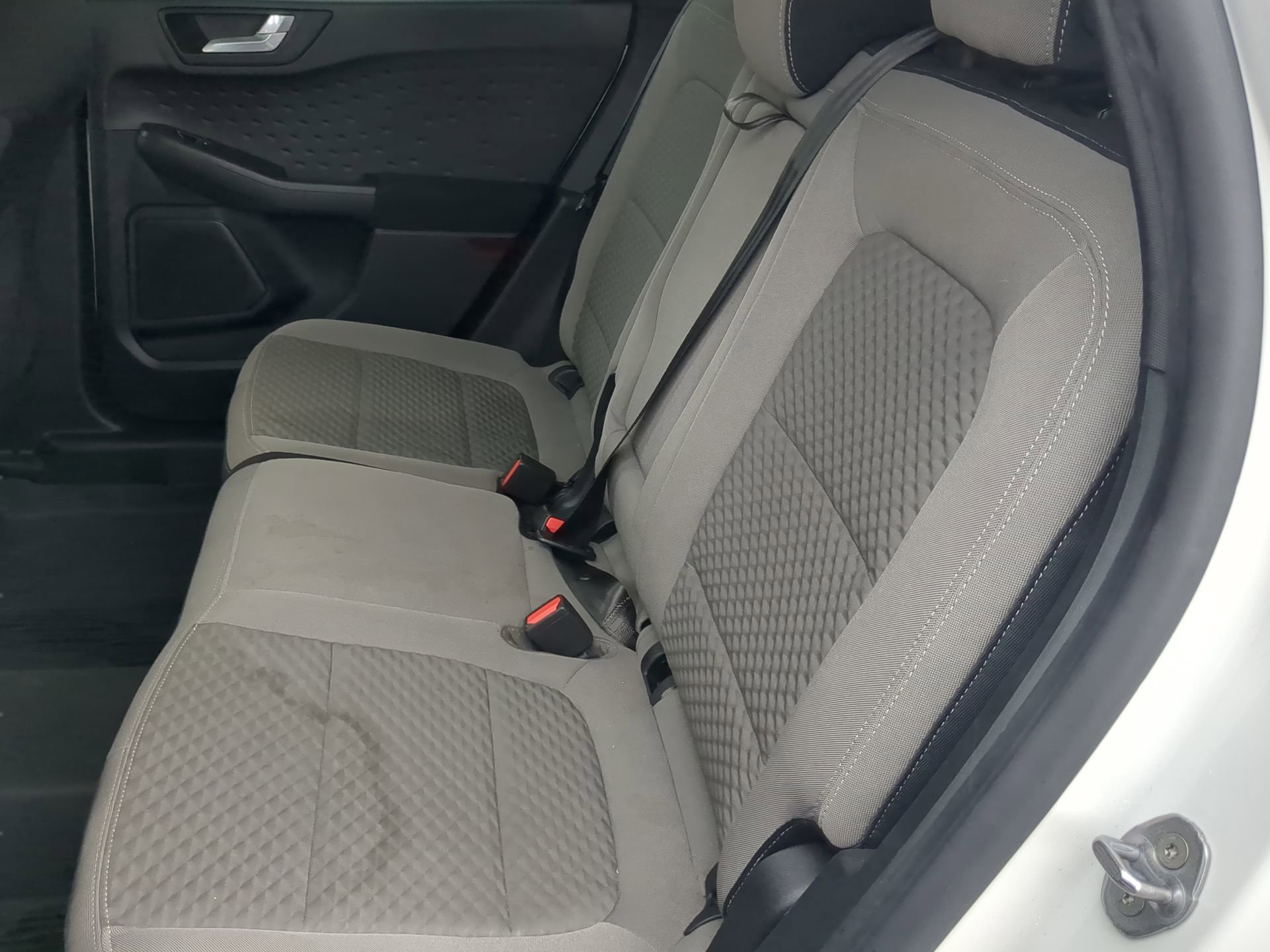 Certified 2020 Ford Escape SE image 45