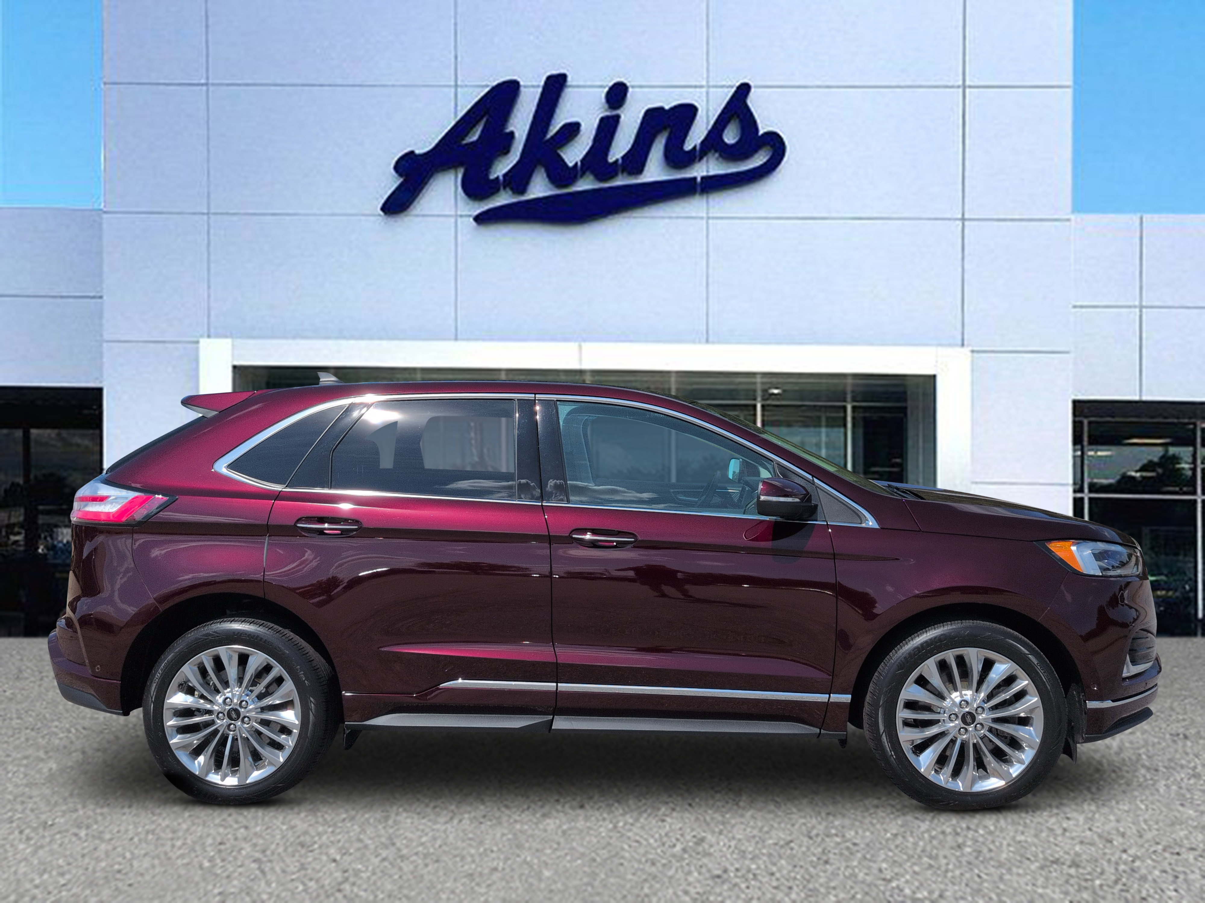 Certified 2024 Ford Edge Titanium w/ Titanium Elite Package AWD/4WD image 1