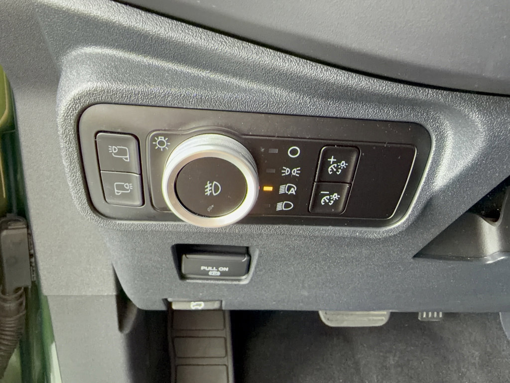 Certified 2025 Ford Bronco Outer Banks w/ Sasquatch Package image 27