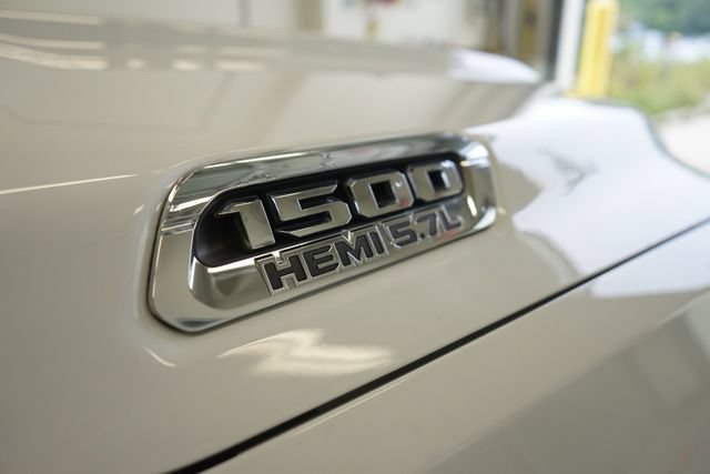 Used 2020 RAM 1500 Laramie AWD/4WD image 14