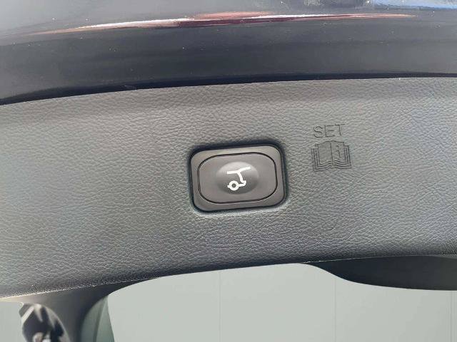 Certified 2022 Ford Edge SEL w/ Convenience Package AWD/4WD image 17