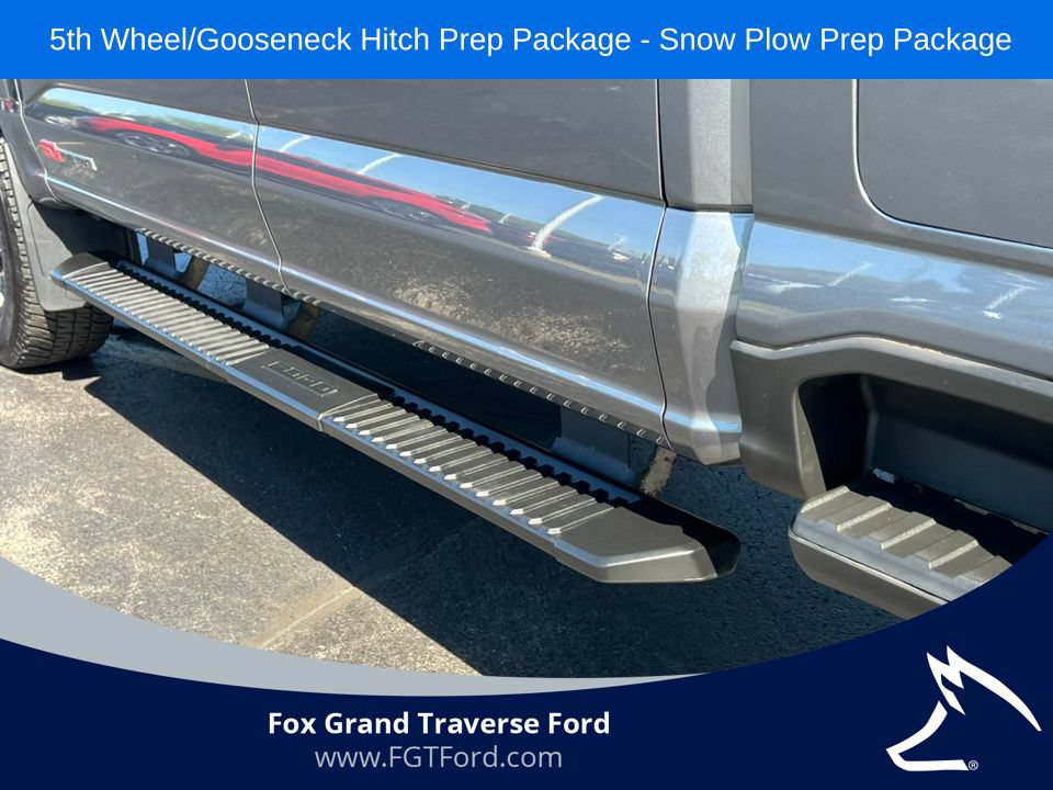 Certified 2024 Ford F350 Lariat w/ Lariat Ultimate Package AWD/4WD image 8
