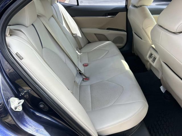 Used 2022 Toyota Camry XLE w/ Cold Weather Package image 24