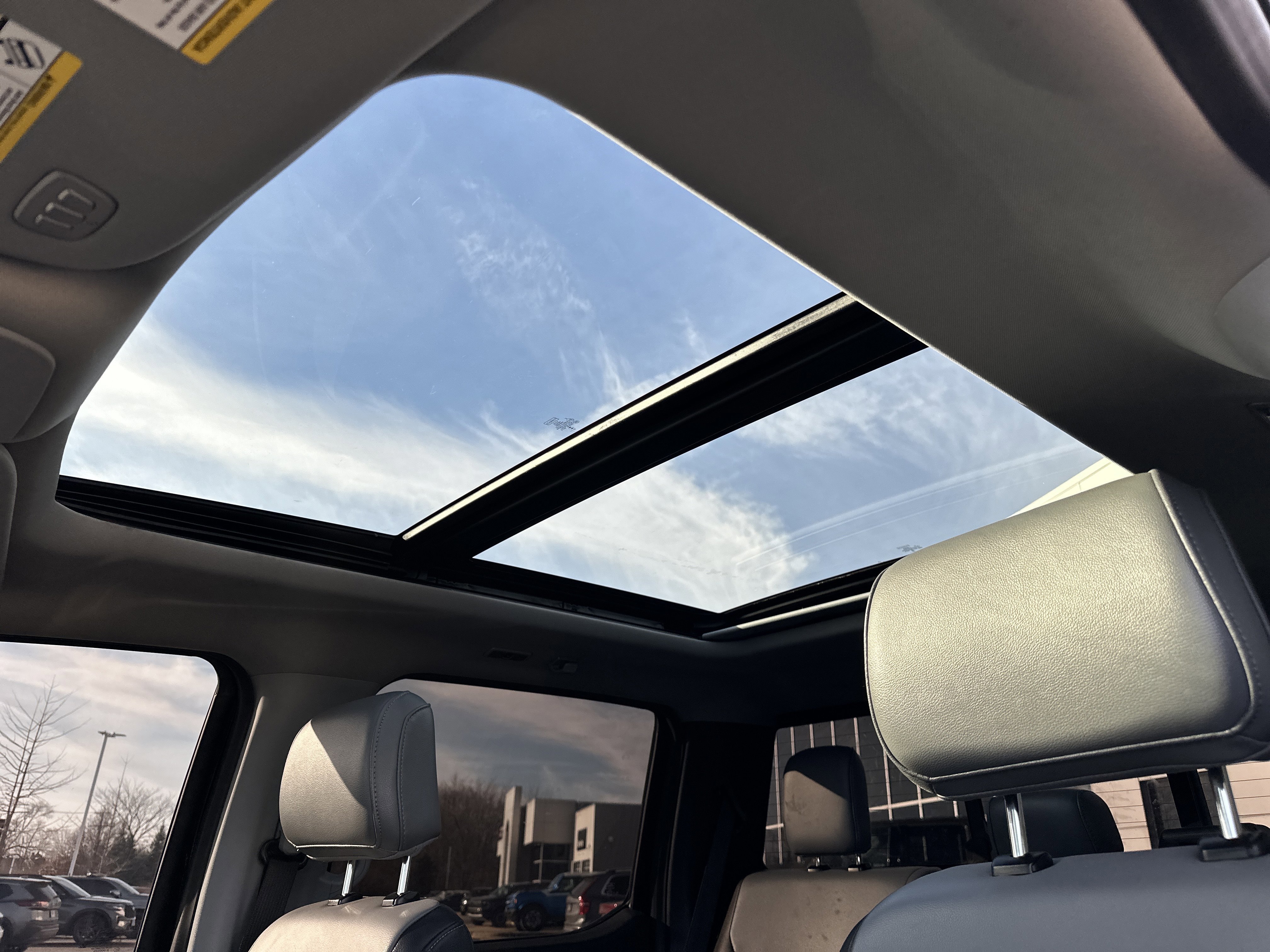 Certified 2023 Ford F150 Lariat w/ Equipment Group 502A High image 26