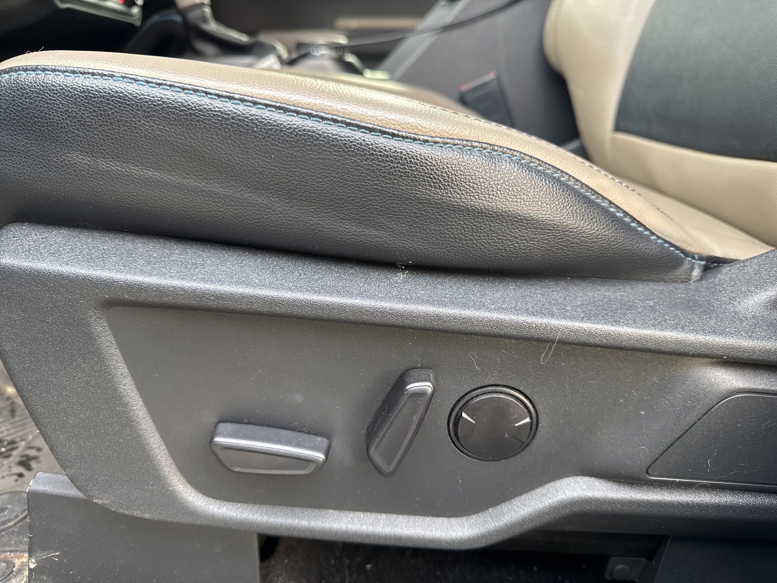 Certified 2022 Ford Bronco Wildtrak image 42