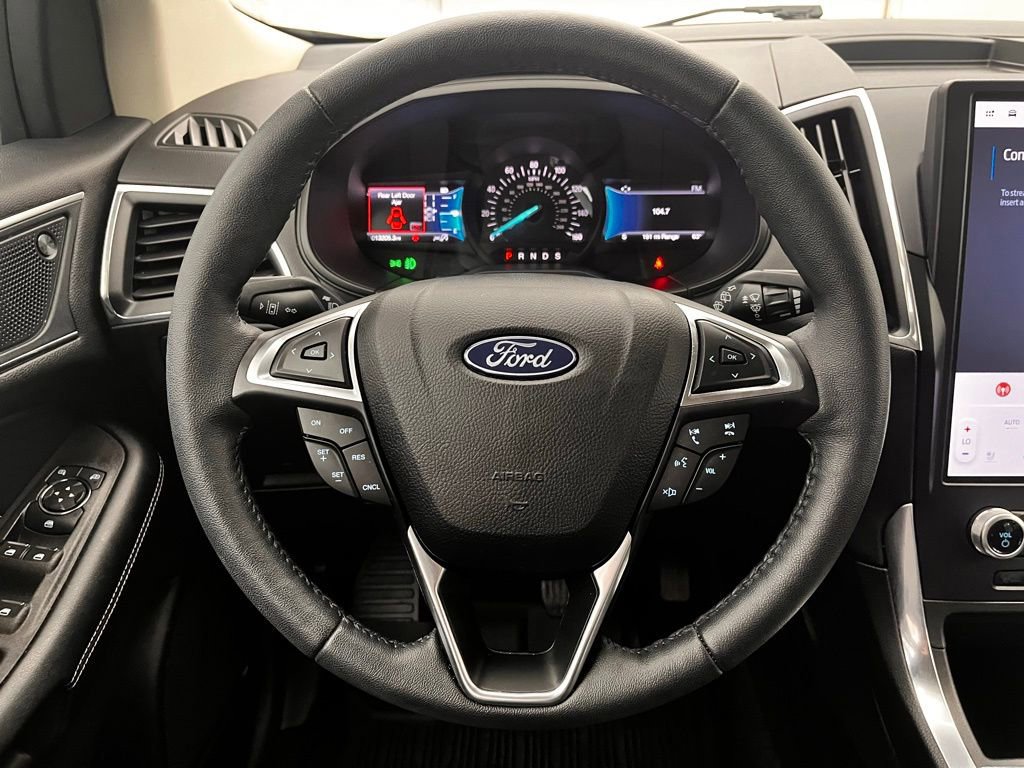 Certified 2022 Ford Edge Titanium image 20