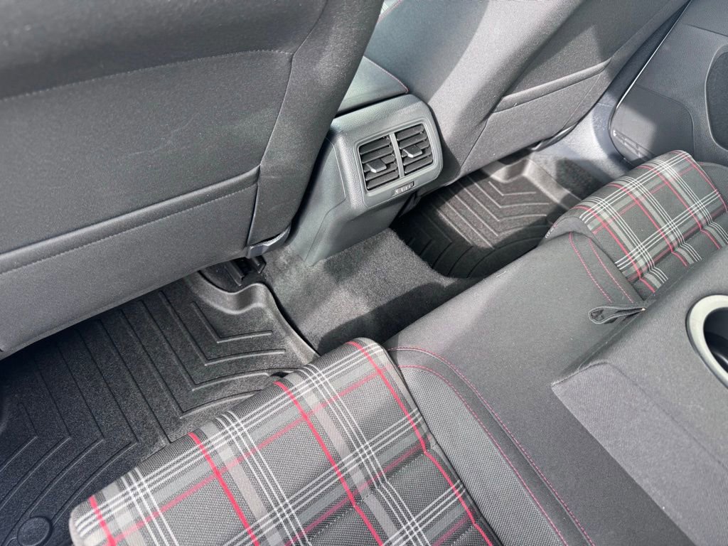 Used 2019 Volkswagen GTI S image 21