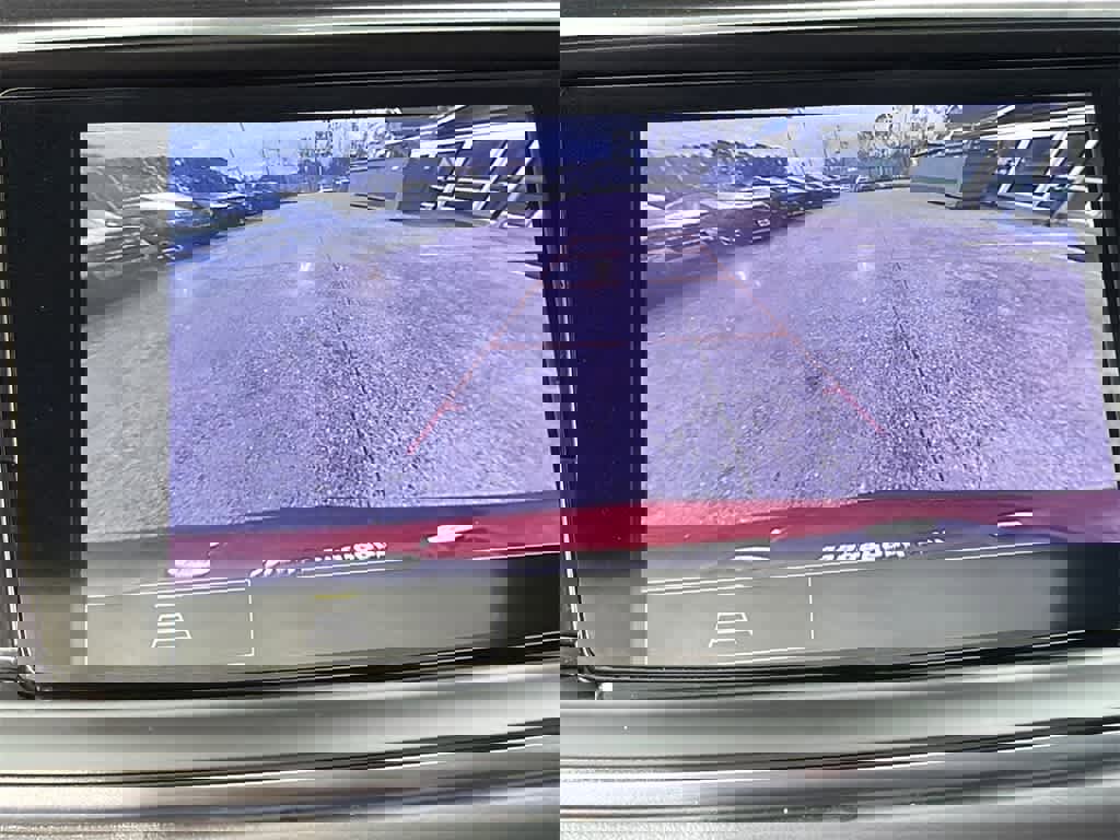 Used 2023 Buick Enclave Essence w/ Experience Buick Package image 30