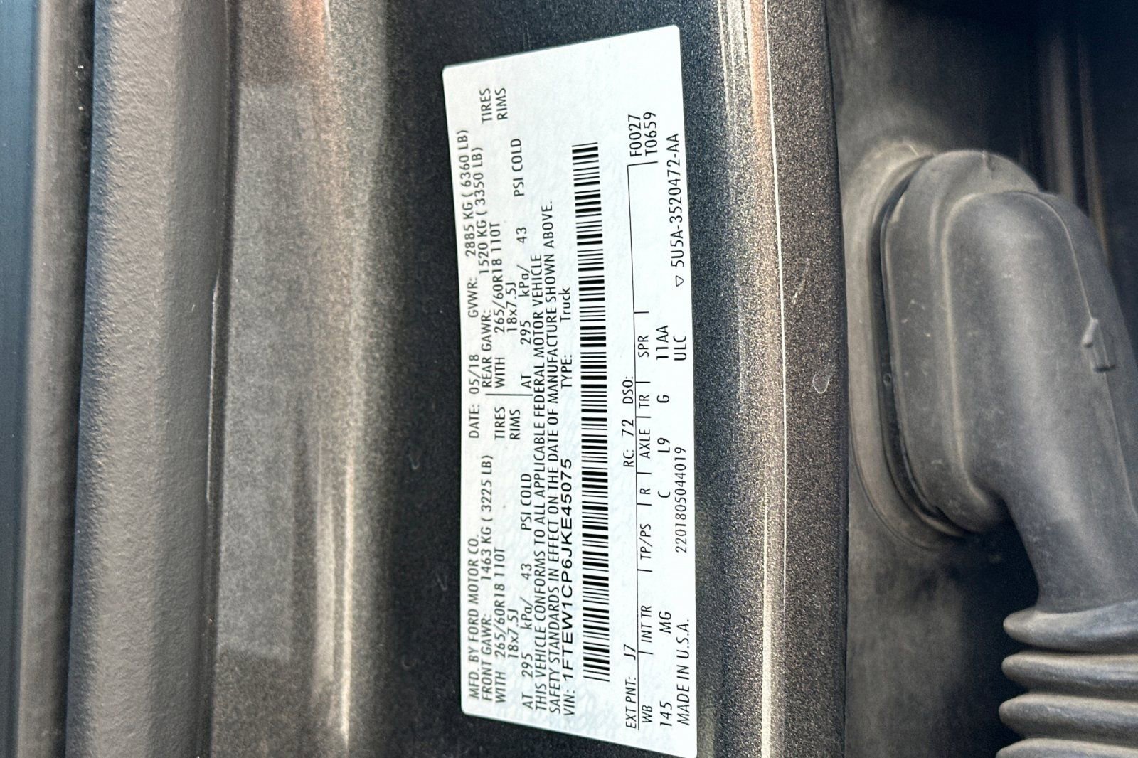 Certified 2018 Ford F150 XLT w/ Equipment Group 302A Luxury image 30