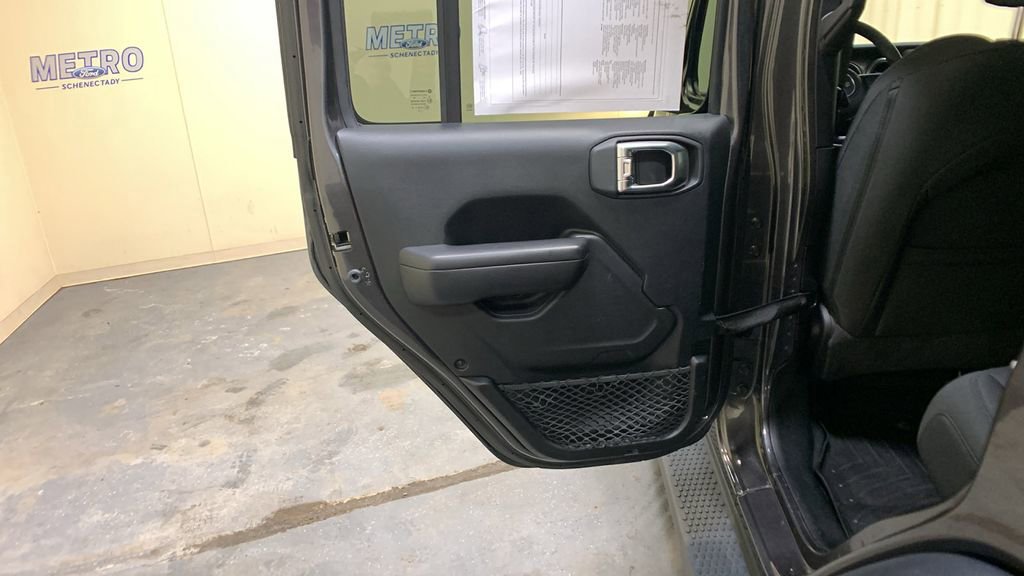 Used 2020 Jeep Wrangler Unlimited Sport S image 22