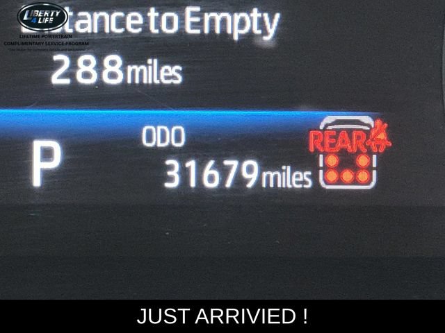 Used 2025 Toyota Highlander XLE AWD/4WD image 29