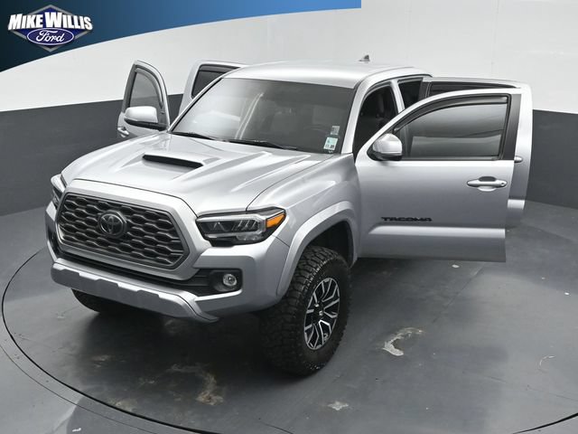 Used 2021 Toyota Tacoma TRD Sport w/ Technology Package AWD/4WD image 26