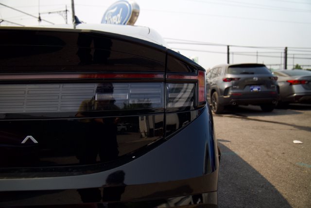 Used 2025 Hyundai Sonata SEL FWD image 10