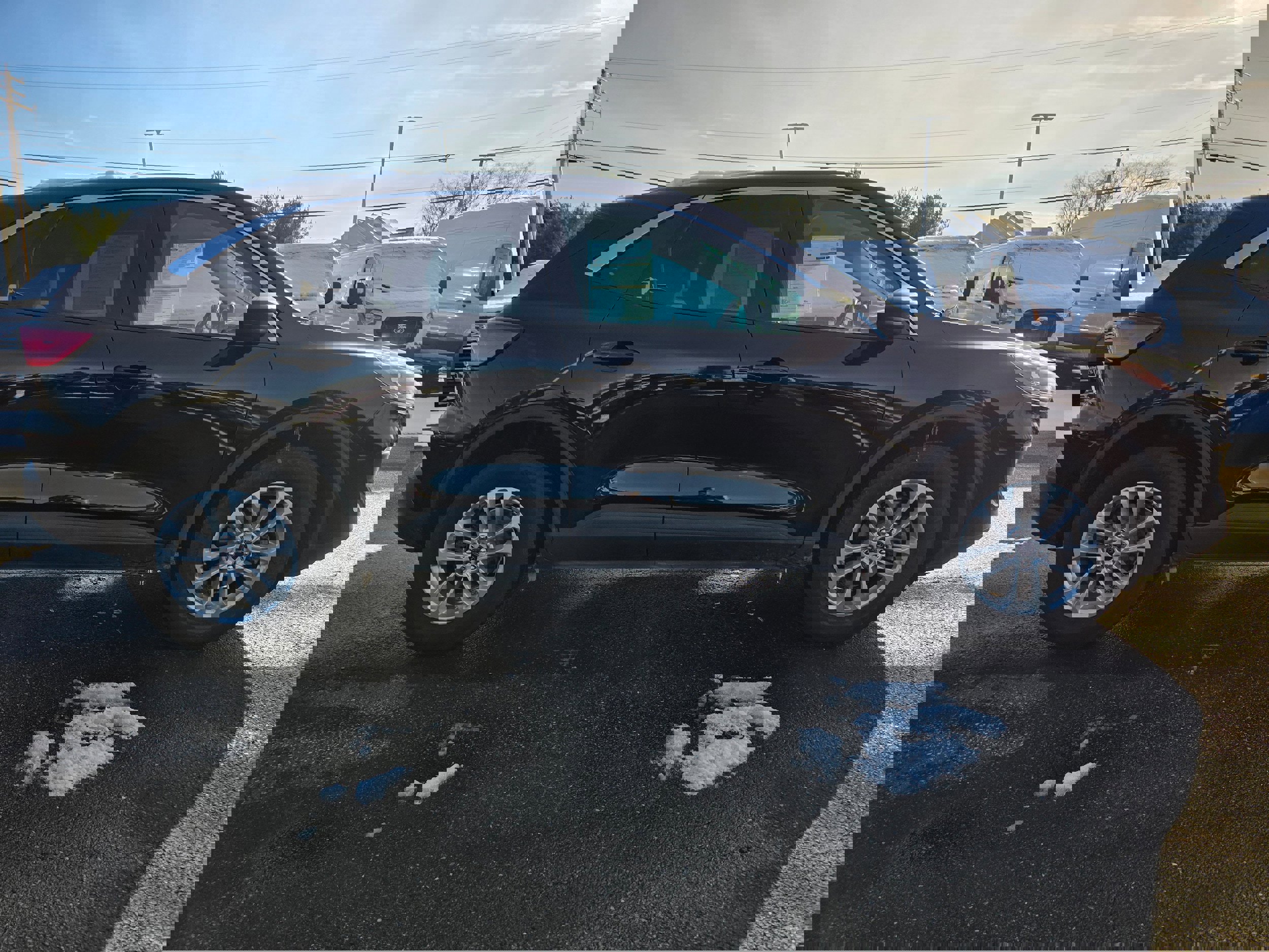 Certified 2022 Ford Escape SE w/ Convenience Package image 3