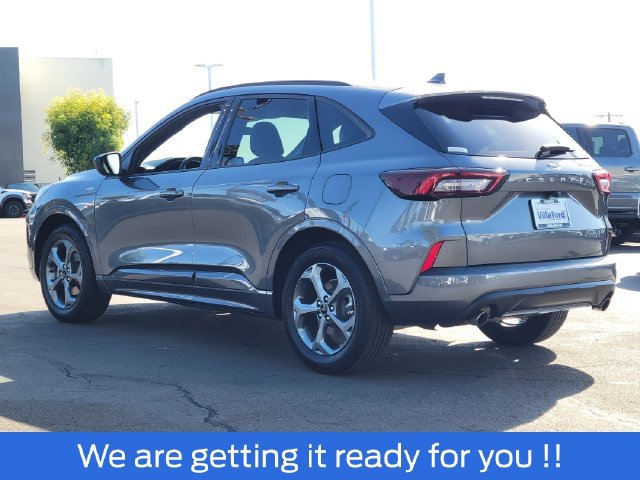 Certified 2024 Ford Escape ST-Line FWD image 3
