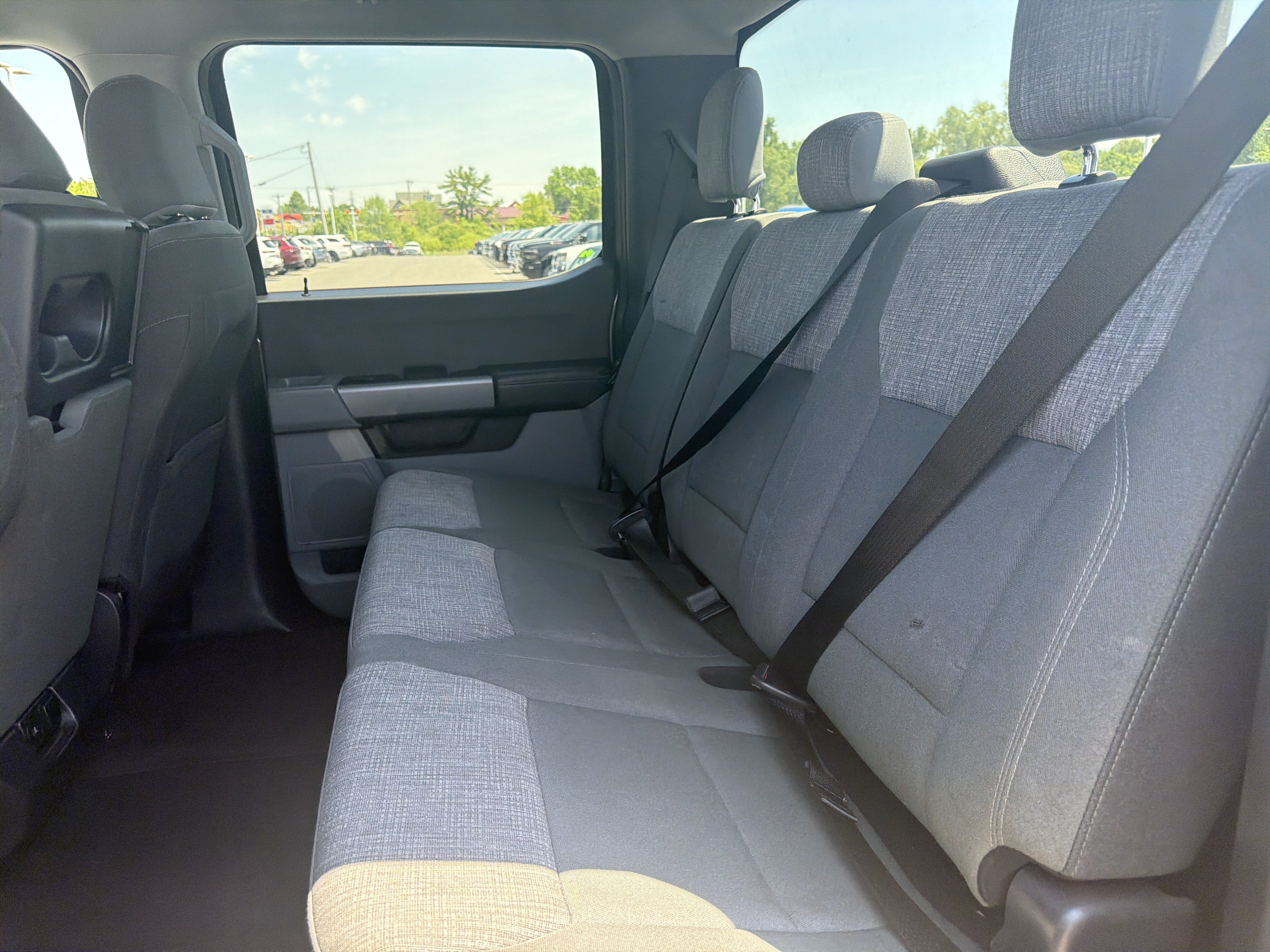Certified 2025 Ford F250 XLT AWD/4WD image 13