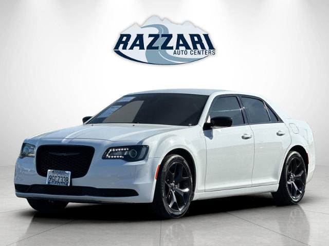 Used 2022 Chrysler 300 Touring w/ Sport Appearance Package RWD image 7