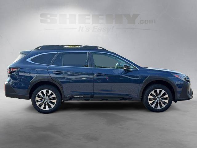 Used 2025 Subaru Outback Limited AWD/4WD image 10