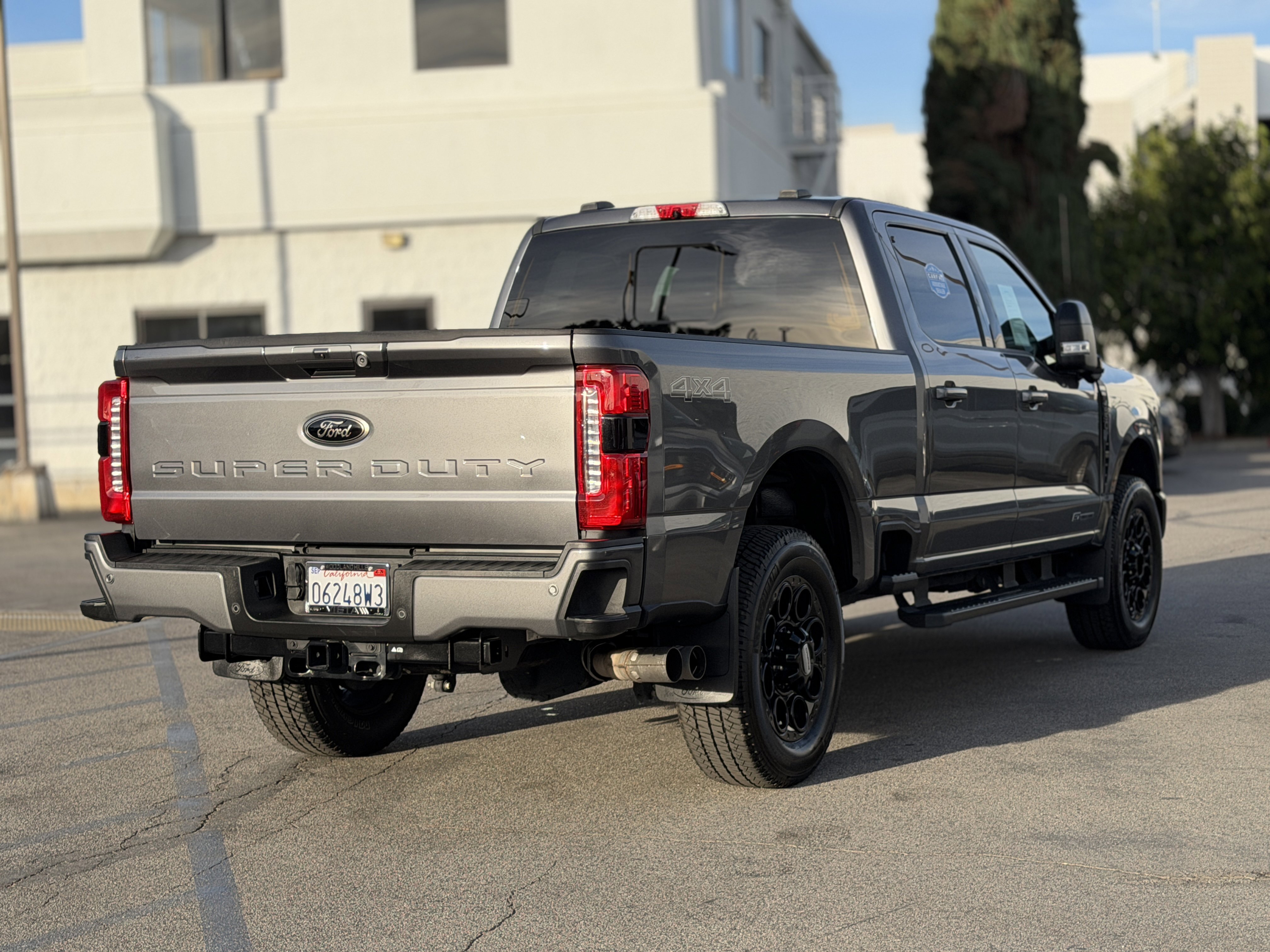 Certified 2023 Ford F250 XLT w/ Black Appearance Package image 7