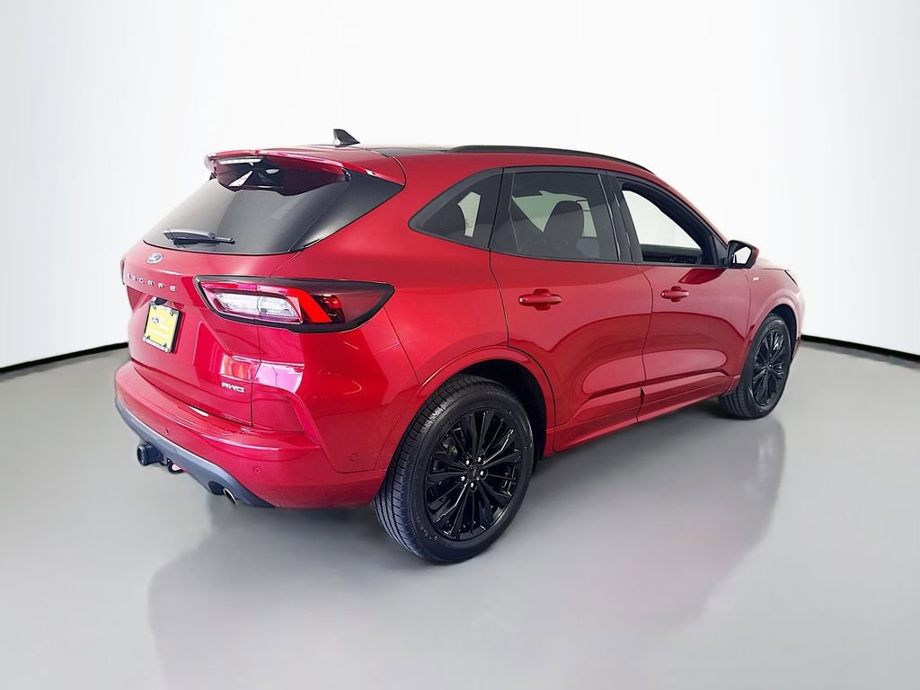 Certified 2023 Ford Escape ST-Line Elite w/ Premium Technology Package AWD/4WD image 11