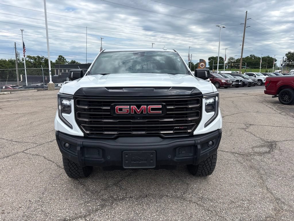 Used 2023 GMC Sierra 1500 AT4X w/ AT4X AEV Edition AWD/4WD image 2