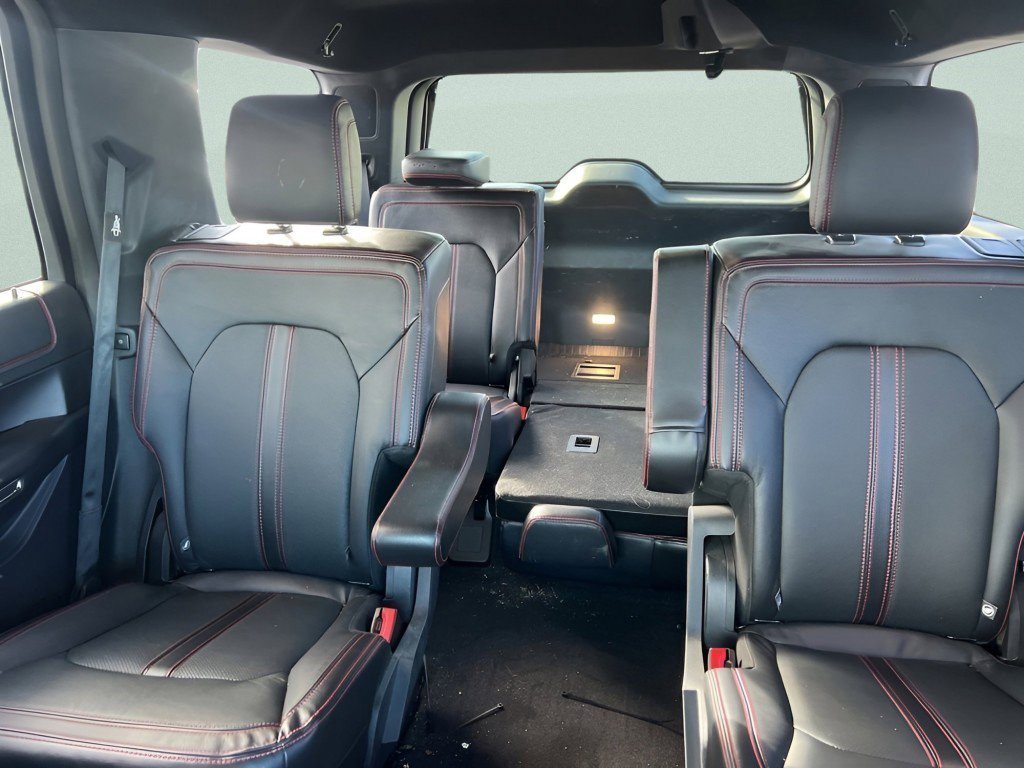 Certified 2019 Ford Expedition Limited w/ Equipment Group 303A AWD/4WD image 25