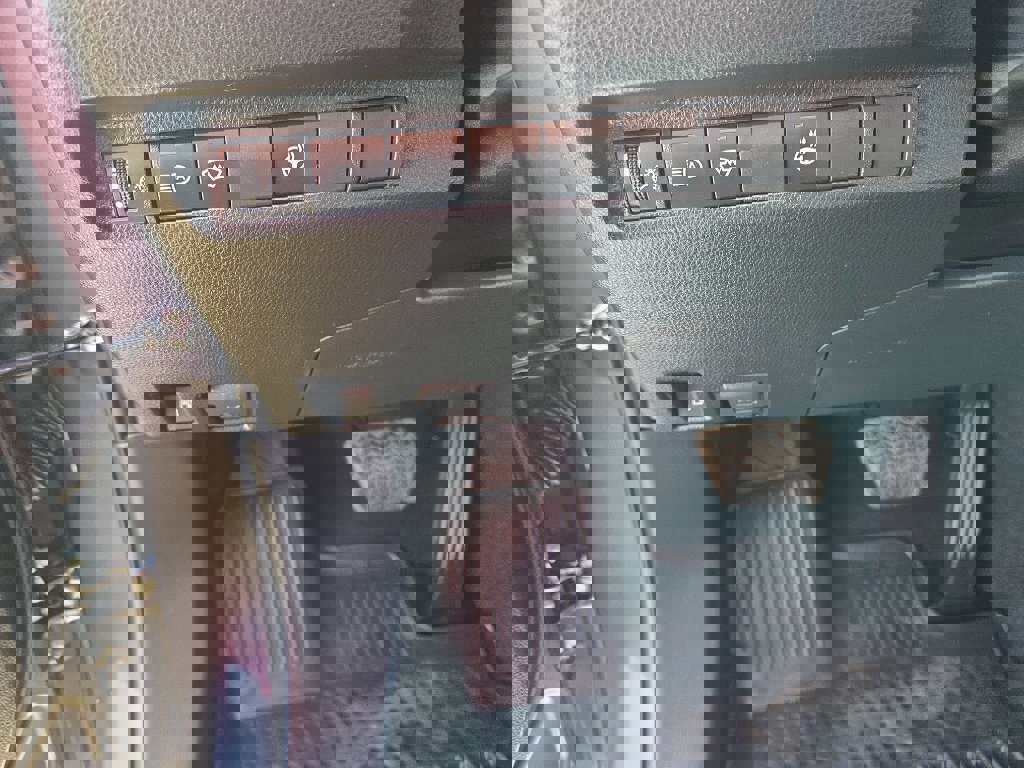 Used 2024 Toyota RAV4 SE w/ Weather Package image 19