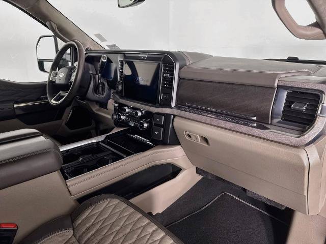 Certified 2025 Ford F450 Platinum w/ Platinum Plus Package AWD/4WD image 30
