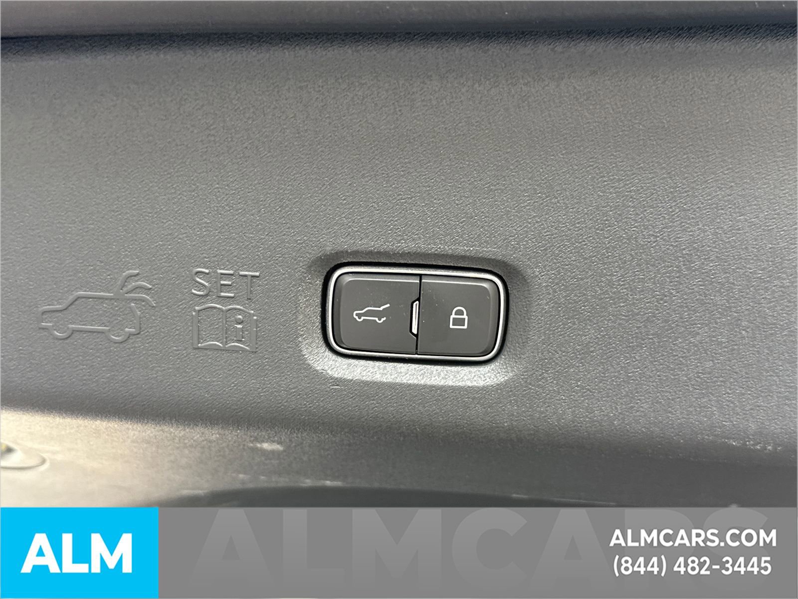 Certified 2025 Ford Expedition Platinum image 24