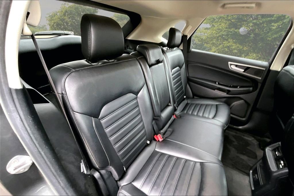 Certified 2020 Ford Edge SEL image 26