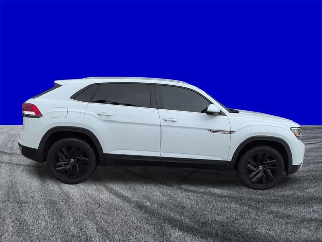 Used 2022 Volkswagen Atlas Cross Sport SE w/ Black Wheel Package FWD image 6