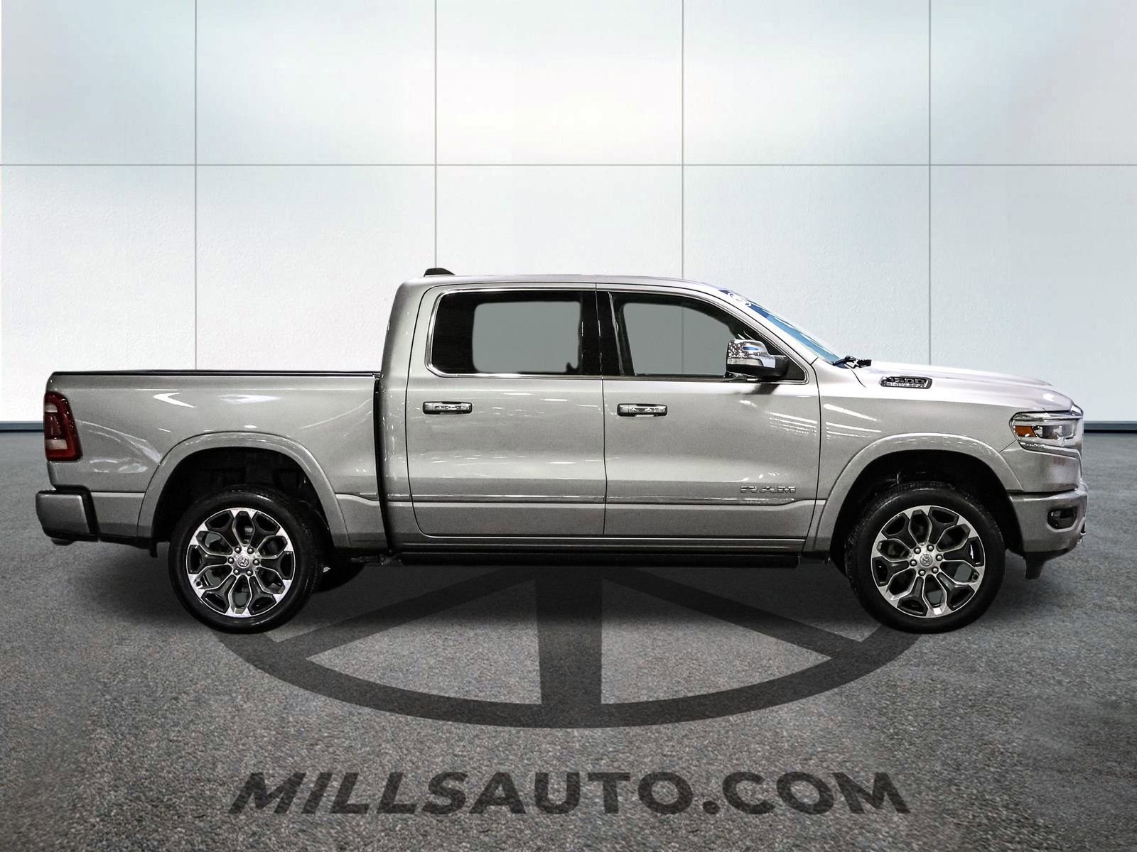 Used 2020 RAM 1500 Limited image 3
