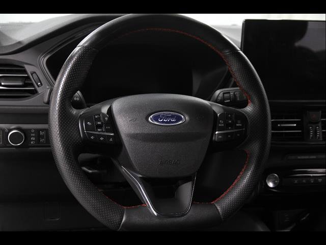 Certified 2023 Ford Escape ST-Line w/ Tech Pack #1 AWD/4WD image 7