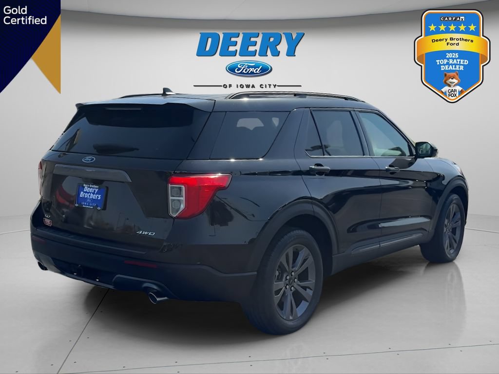 Certified 2024 Ford Explorer XLT w/ Equipment Group 202A AWD/4WD image 9
