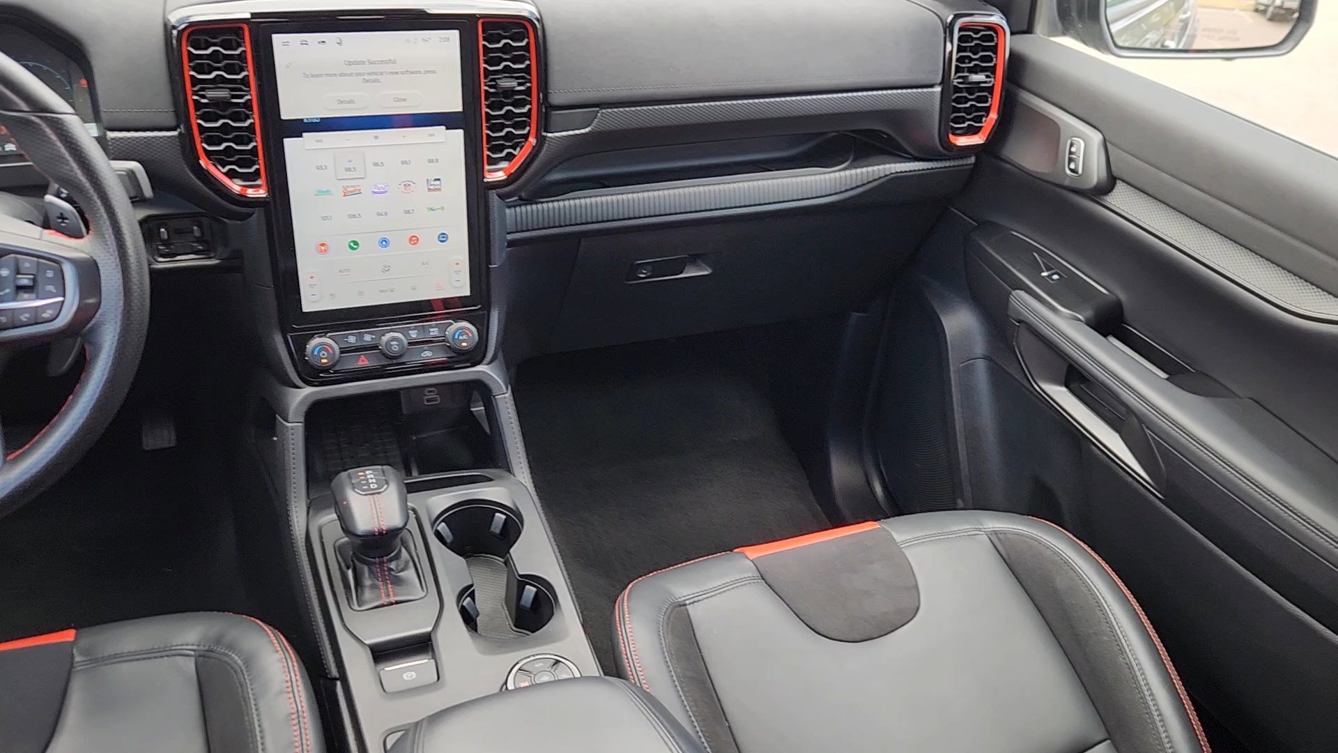 Certified 2025 Ford Ranger Raptor AWD/4WD image 27