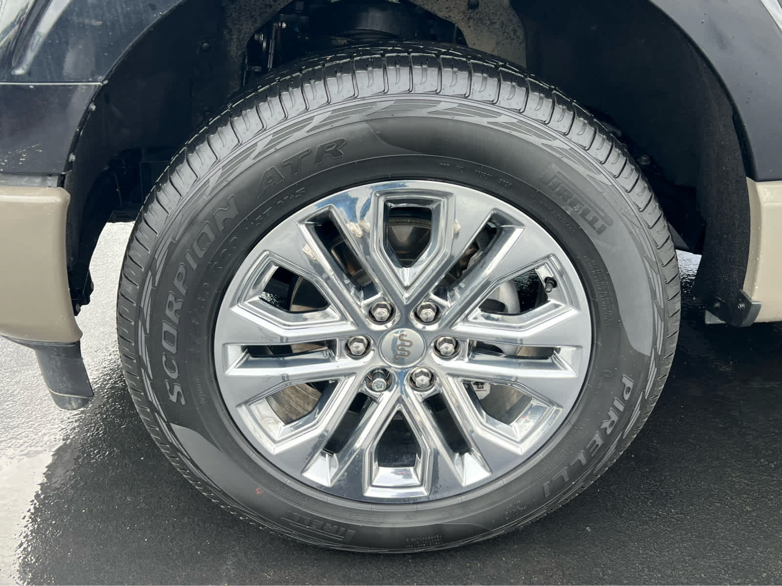 Certified 2025 Ford F150 King Ranch AWD/4WD image 13