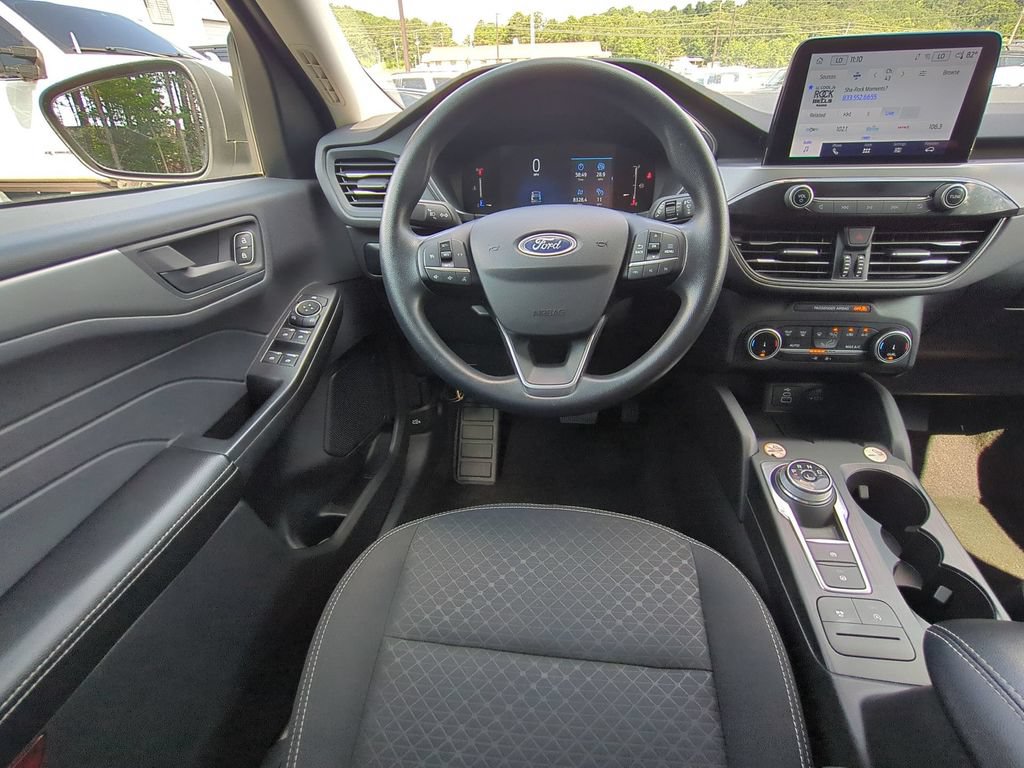 Certified 2025 Ford Escape Active FWD image 18