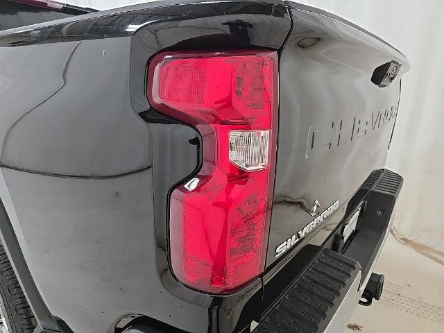 Used 2024 Chevrolet Silverado 2500 LT w/ Convenience Package image 35