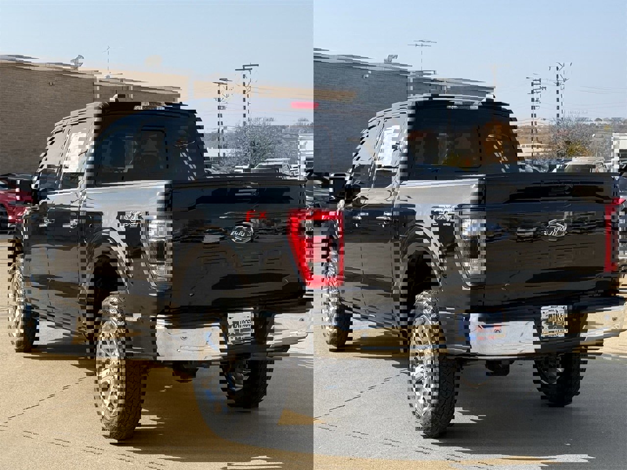 Certified 2023 Ford F150 Lariat w/ Trailer Tow Package image 5