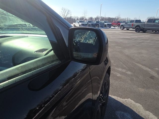 Certified 2024 Ford Edge SE w/ Black Appearance Package image 10