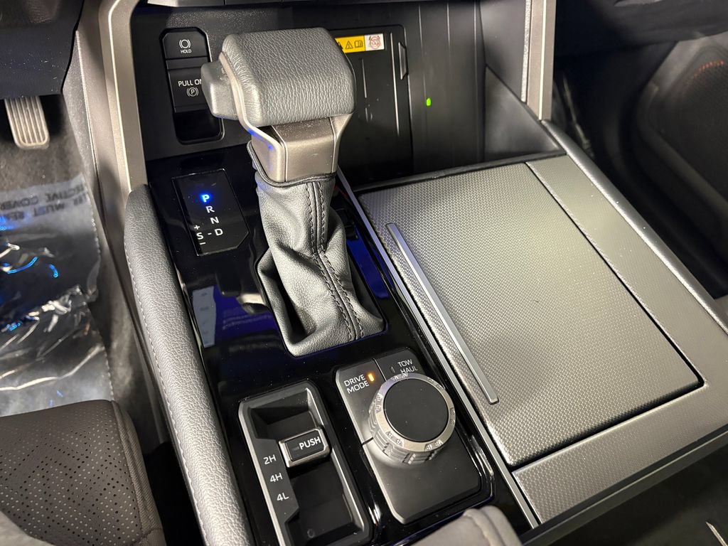 Used 2024 Toyota Sequoia Limited AWD/4WD image 21