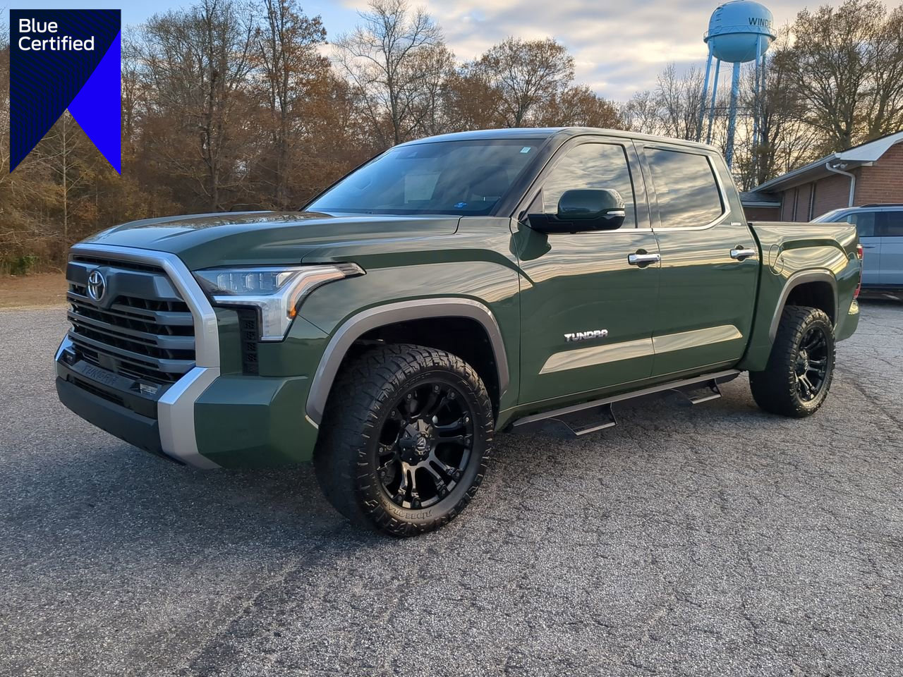 Used 2023 Toyota Tundra Limited image 1