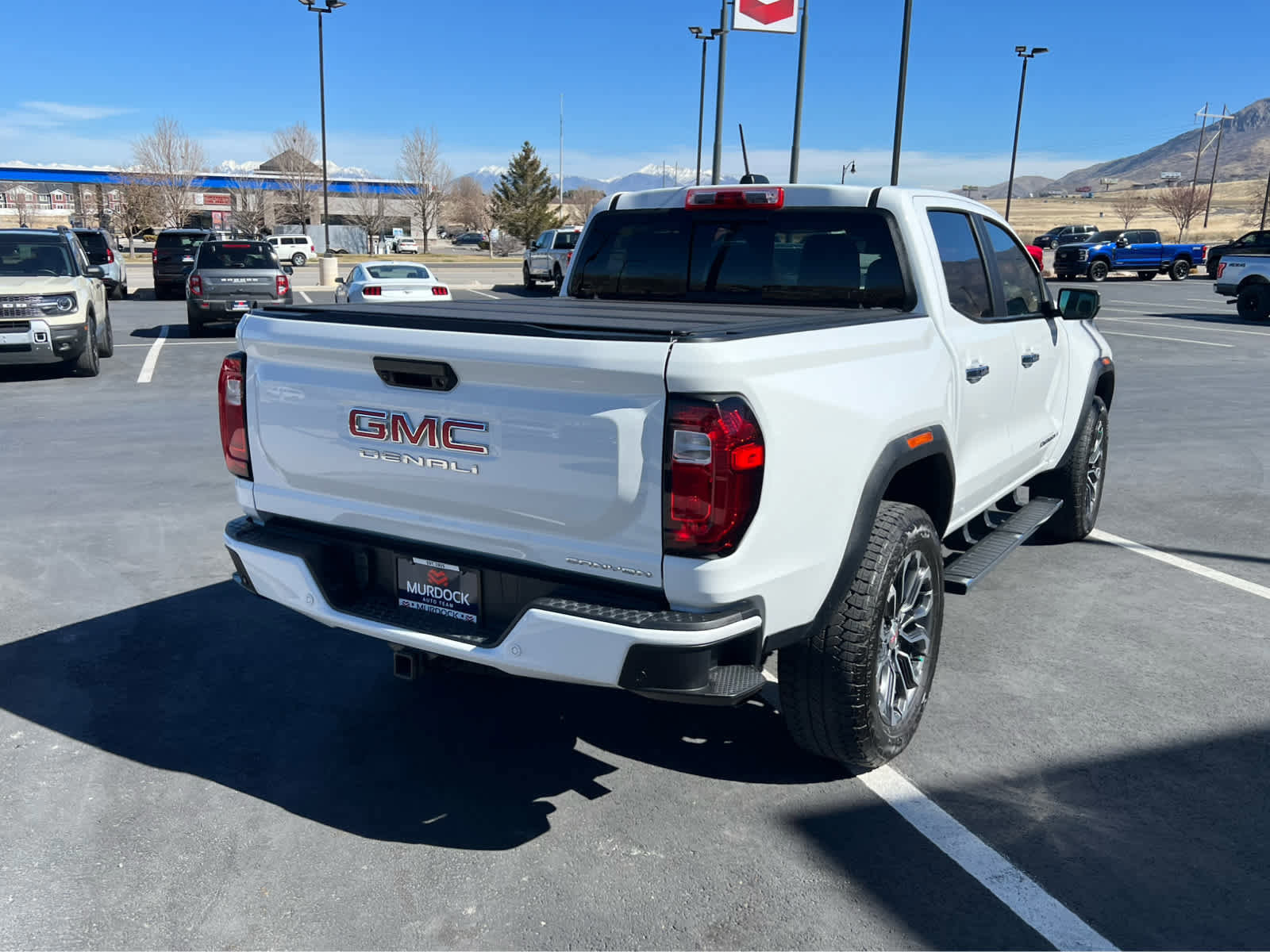 Used 2023 GMC Canyon Denali image 8